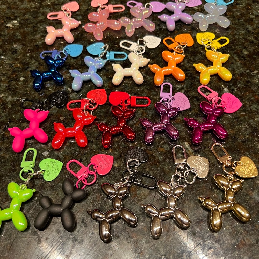 ❌Reserve for @fleurs5❌Dogs Bagcharm/keychain Iridescent Colors Pick 1 - Picture 12 of 15